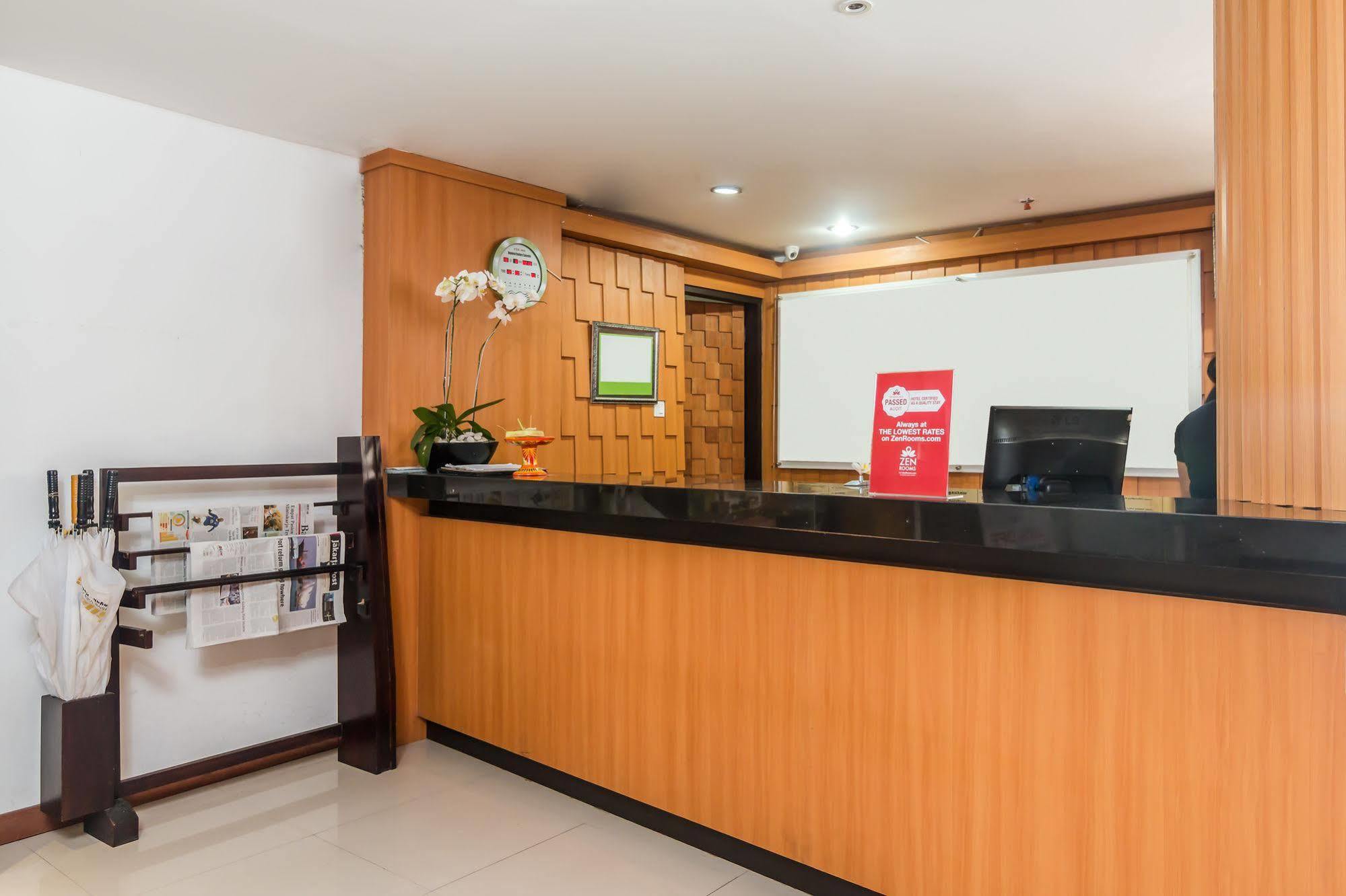 Zen Rooms Seminyak Pangkung Sari エクステリア 写真
