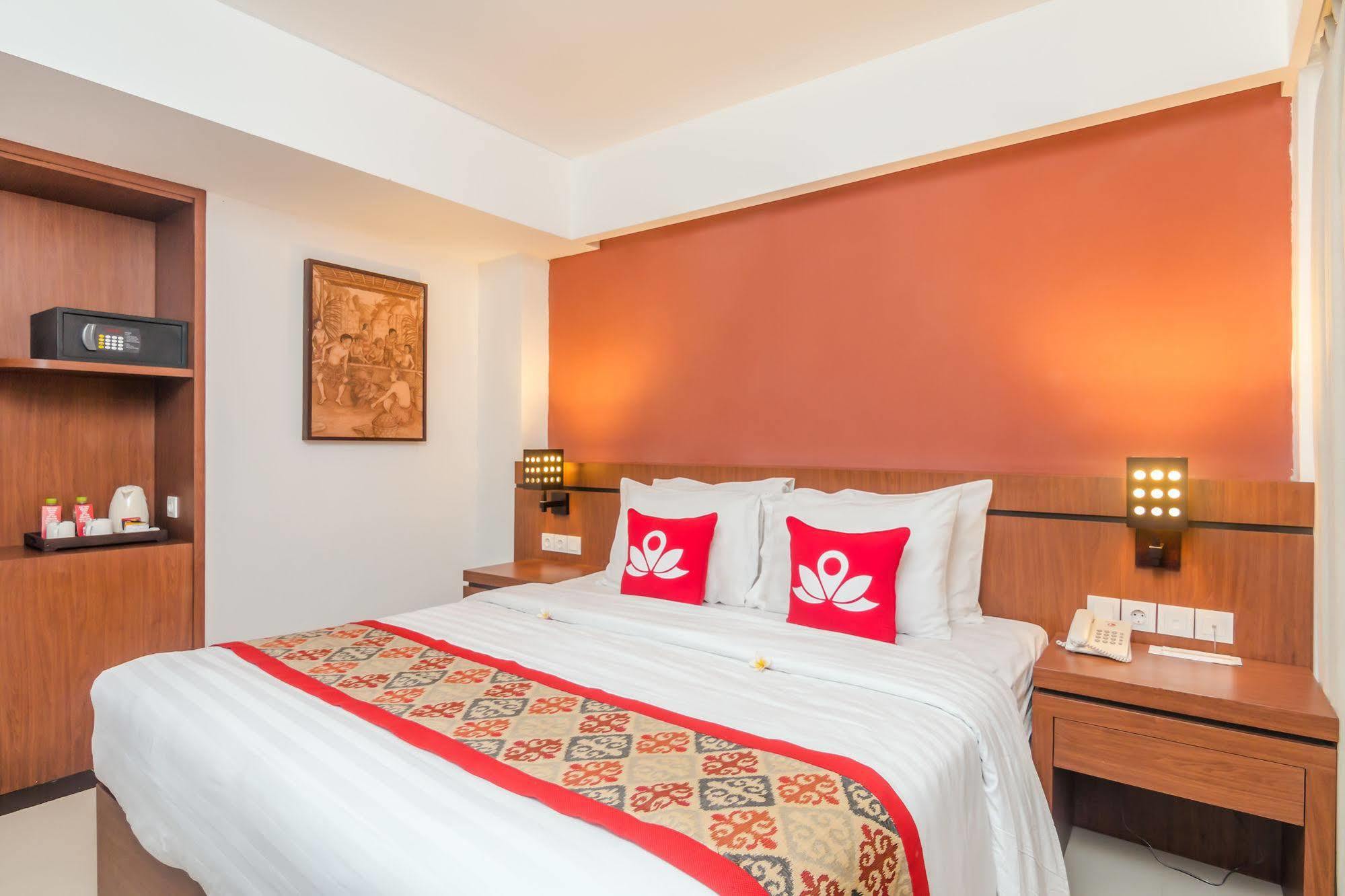 Zen Rooms Seminyak Pangkung Sari エクステリア 写真