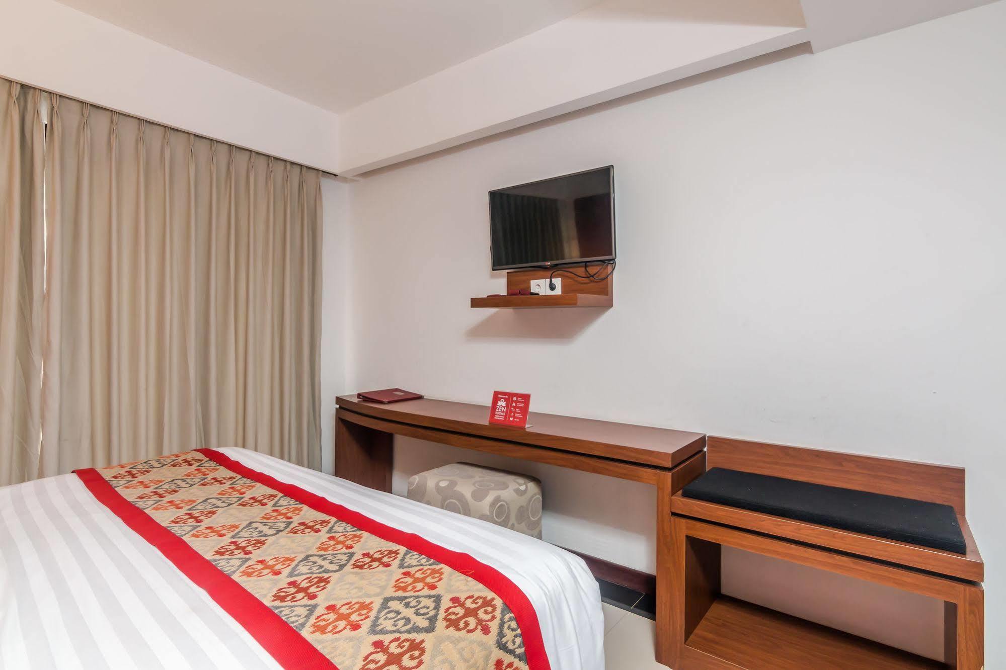 Zen Rooms Seminyak Pangkung Sari エクステリア 写真